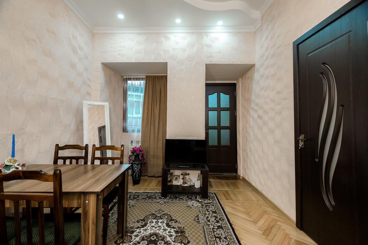 Gabi'S House Apartment Tbilisi Exterior foto